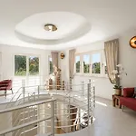 Villa Lionea *
