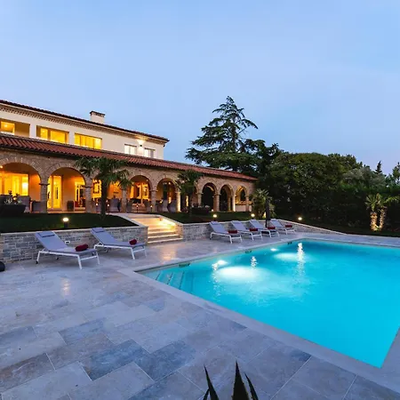 Luxury Lionea In For 10 People With Sea View & Private Pool * Porec