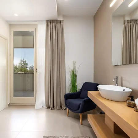 Luxury Lionea In For 10 People With Sea View & Private Pool * Porec