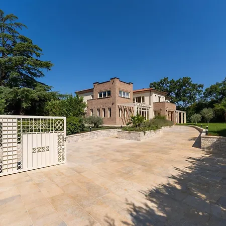 Villa Luxury Lionea In For 10 People With Sea View & Private Pool