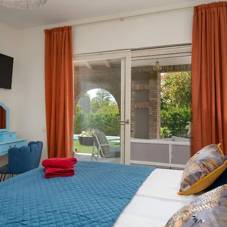 Villa Luxury Lionea In For 10 People With Sea View & Private Pool